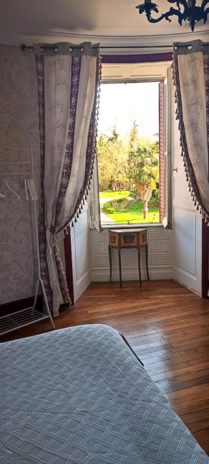 Château de la Mothe Saint-Sulpice-en-Pareds Extérieur photo